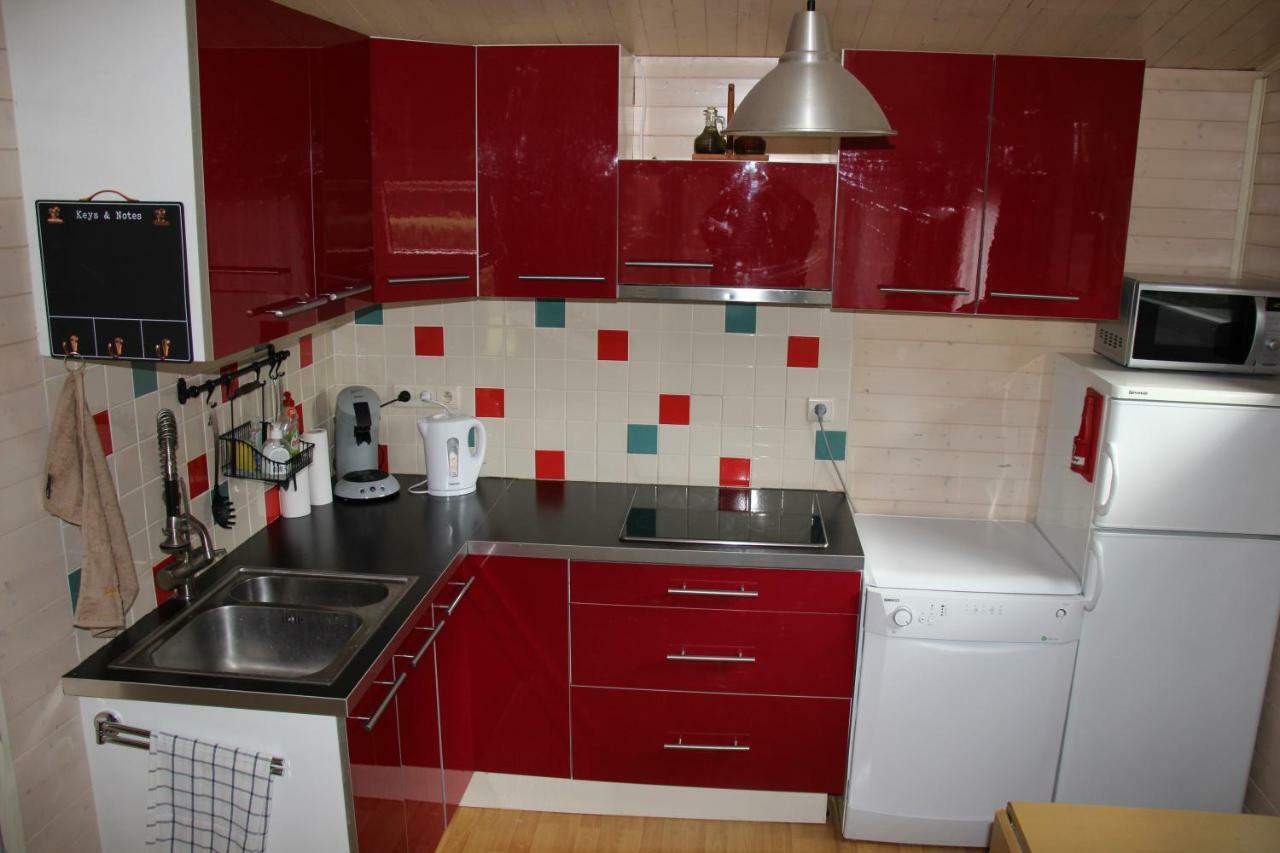 Chalet Les Brulins Ξενοδοχείο Resteigne Εξωτερικό φωτογραφία